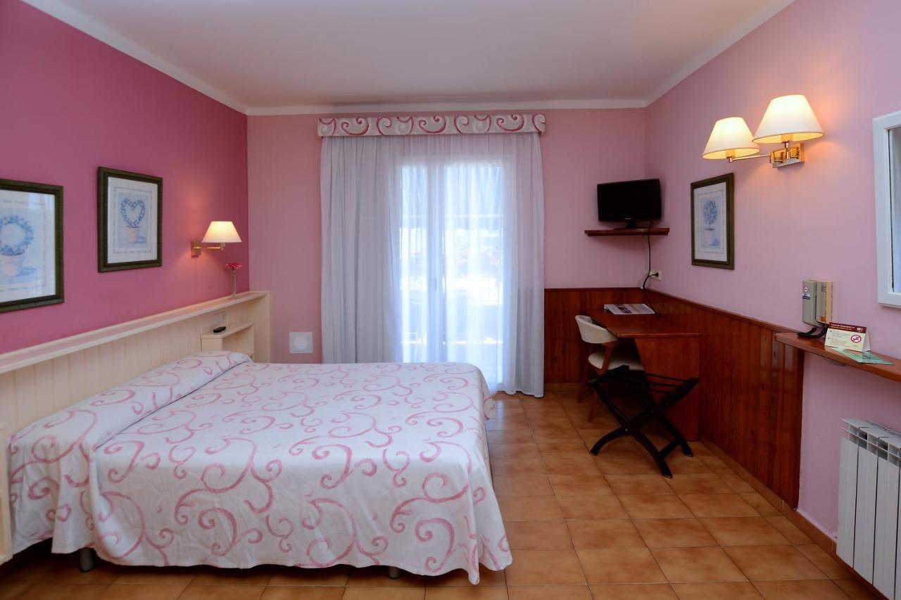 Casa Feliu Santa Susanna Exterior foto